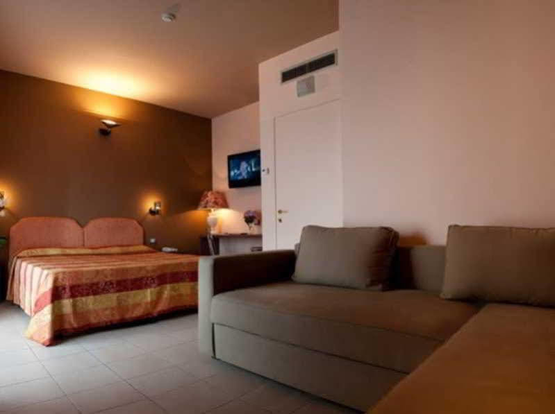 Sph Hotel Турин Экстерьер фото